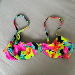 Koana Swim tropical floral bikini top